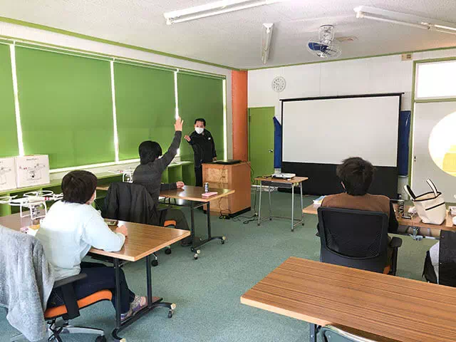 新潟湯沢校　座学